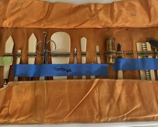 Vintage Grooming Set