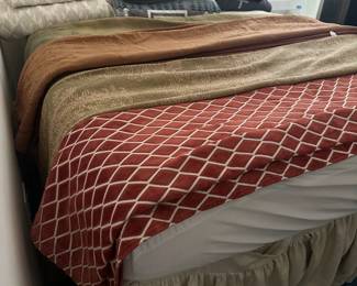 Decorative Bed Covers