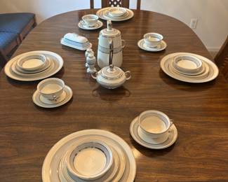 Pope Gosser Silver Dawn 12 place China set with accessories
