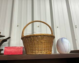 Disney Snow White Doll - Wicker Basket - Egg Shaped Pottery