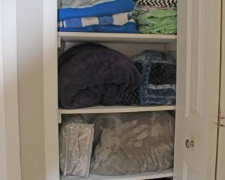 Linens, Blankets, Sheets, Throws
