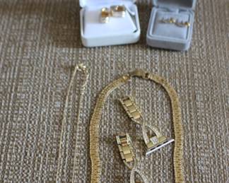 Necklaces, 14 K earrings, Buxton Wallet