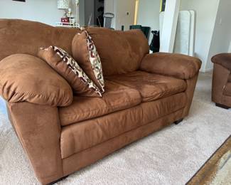 Love seat