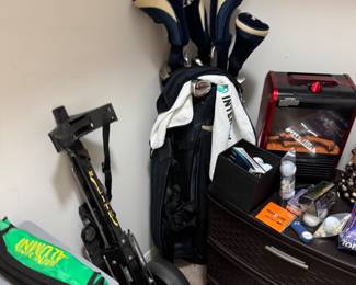 Golf clubs