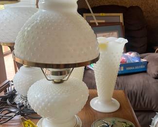 Vintage Milk Glass Hobnail Lamp