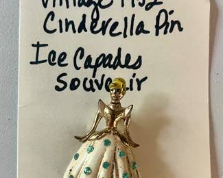 Vintage 1952 Cinderella Pin-Ice Capades souvenir