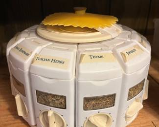 Vintage KitchenArt Spice Set