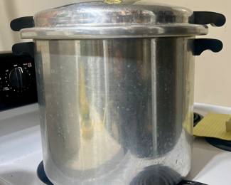 22Qt Mirro Presssure Cooker/Canner