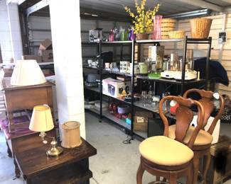 Living room tables, barstools, lamps, vases.