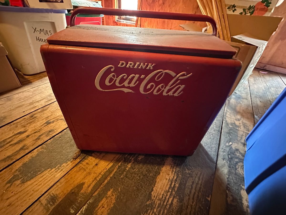 Vintage coca cola cooler