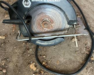 Black and decker circular saw
