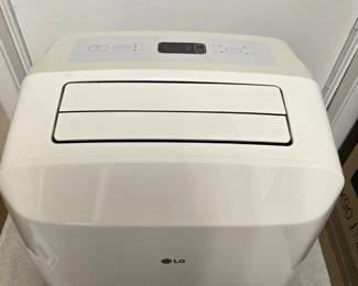 Portable AC, gently used. $125