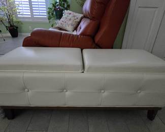 Storage bench $25
