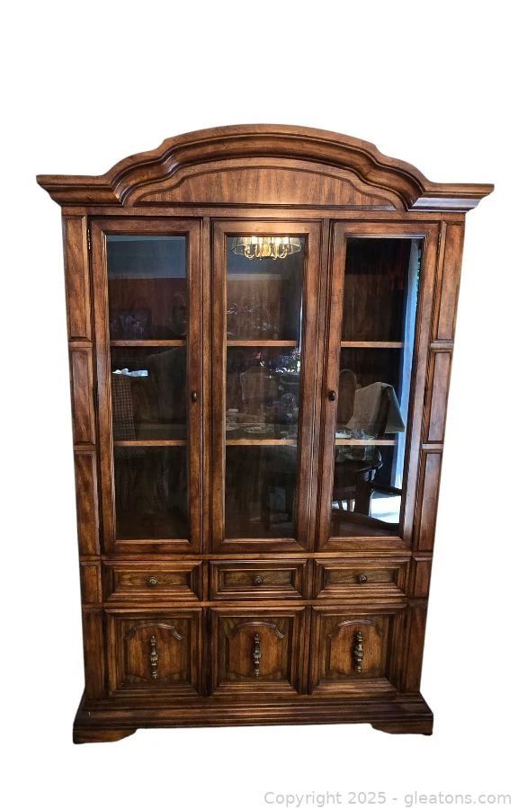 Mid Century Stanley Furniture Co China Cabinet