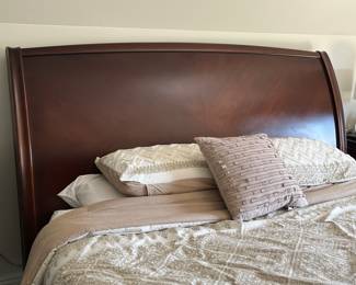 Bernhardt king bed frame $400