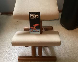 BALANS Stool