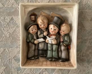 Hummel plaque