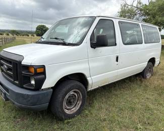 Lot 146- 2009 Ford E350 Van