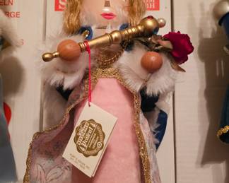 Steinbach Nutcracker Queen Guinevere