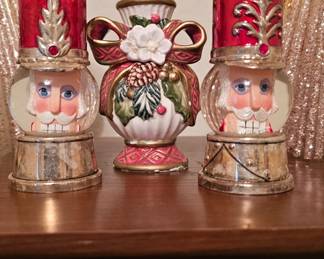 Neiman Marcus salt and pepper shaker