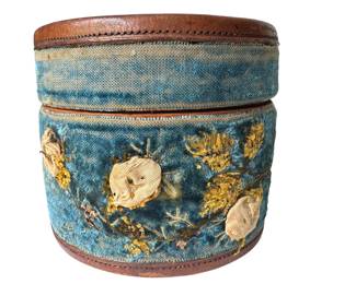 Antique Leather Collar Box