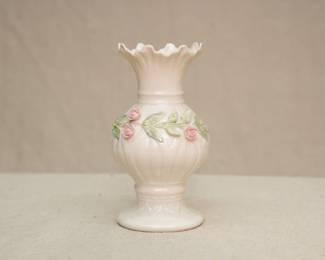 Another view of the Belleek Fermanagh Ireland Ribbon spill vase