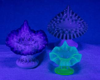 Art glass Jack in the Pulpit vases, the smallest one of opalescent uranium glass