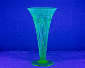 The beautiful opalescent vaseline glass / uranium glass pulled iris decoration vase, late 19th century, English (likely either James Powell & Sons or J. Walsh Walsh), seen under black light