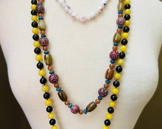 Fabulous costume jewelry necklaces from the large selection available