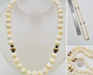Polished natural stone bead necklace