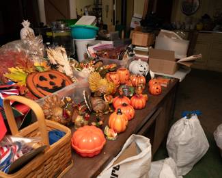 Thanksgiving, Halloween, fall/autumn decorations