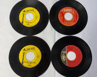Singles by Rivieras, Classics, The Dells, and Dee Dee Sharp