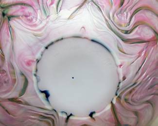 Closeup of the base of the signed and dated art glass vase by Illinois artist Daniel Lotton