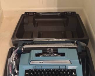 Typewriter 