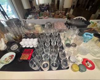 Tons of glassware 