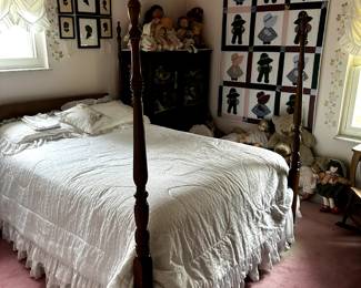 FURNITURE FULL BED