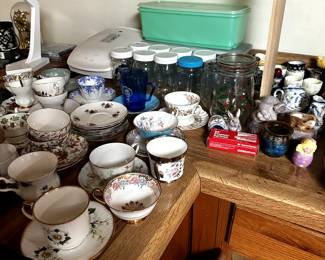 TEA CUPS