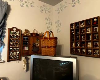THREAD HOLDER CABINET