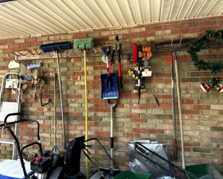 LAWN TOOLS