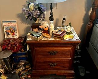 LAMP NIGHTSTAND