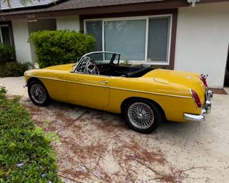 1969 MGB Roadster, 85,000 Miles, VIN: GHN4U182515G, Registered thru July 2025