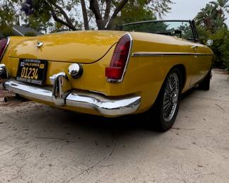 1969 MGB Roadster, 85,000 Miles, VIN: GHN4U182515G, Registered thru July 2025