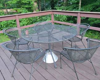 Outside metal table & 5 chairs