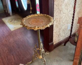 Antique Victorian Cast Iron Ornate Plant Stand Tripod Pedestal Table