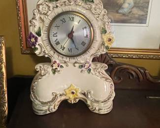 Antique Victorian Style Porcelain Mantle Clock