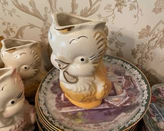 Shawnee Pottery 1940’s Chickadee Pitcher Yellow Bird Creamer