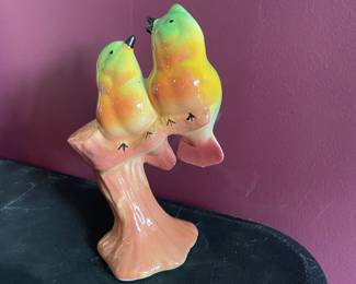 MCM Pair of Birds on Tree Stump Ceramic Figurine 