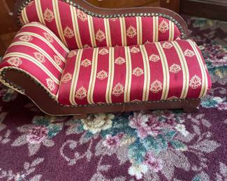 Vintage Doll Fainting Lounge Couch