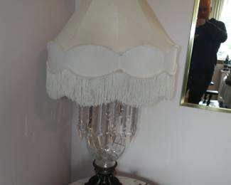 Vintage lamp with prisms