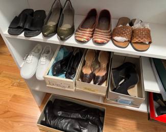 Shoes size 5 1/2